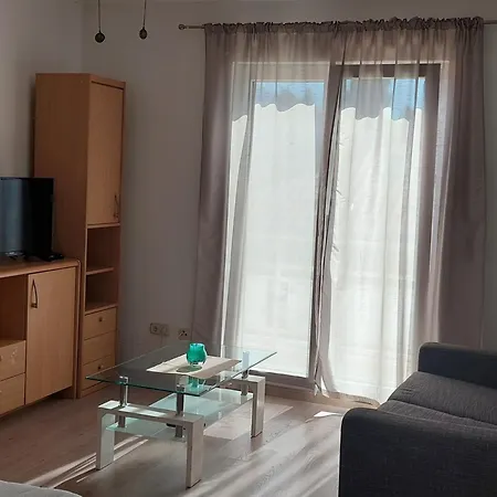 Apartman Figaro Sa Dva Tusa I 2X Wc Kaštela Exterior foto