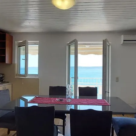 Apartman Figaro Sa Dva Tusa I 2X Wc Kaštela Exterior foto