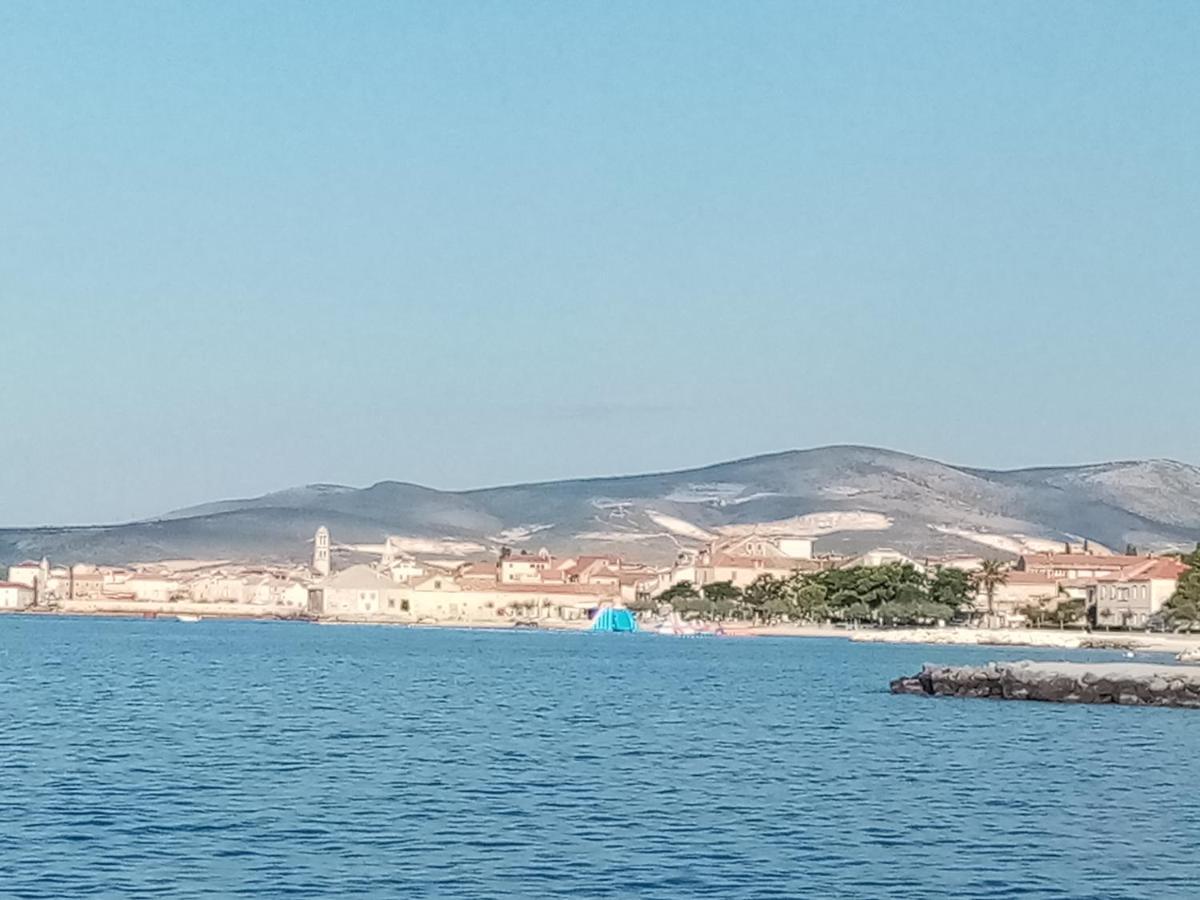 Figaro Sa Dva Tusa I 2x Wc Apartment Kastela
