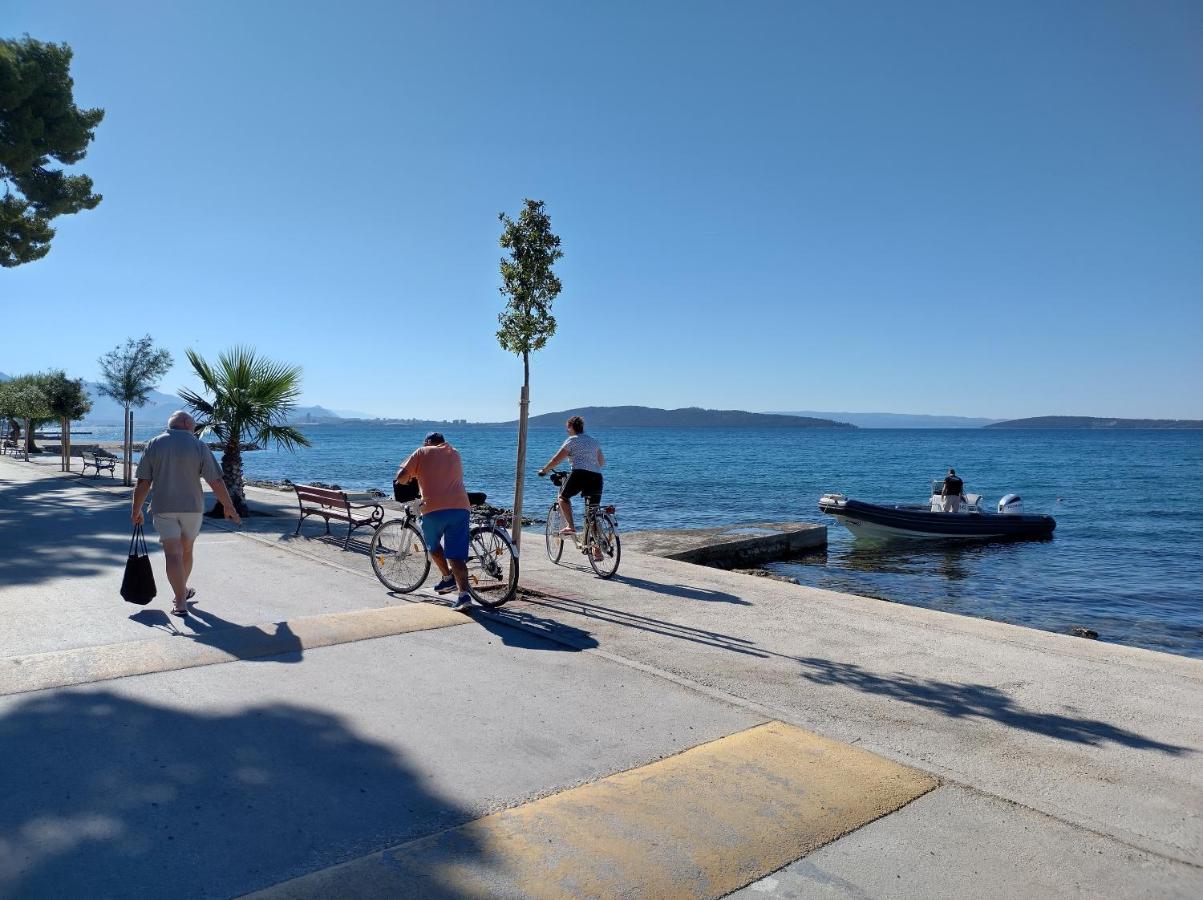 Figaro Sa Dva Tusa I 2x Wc Apartment Kastela